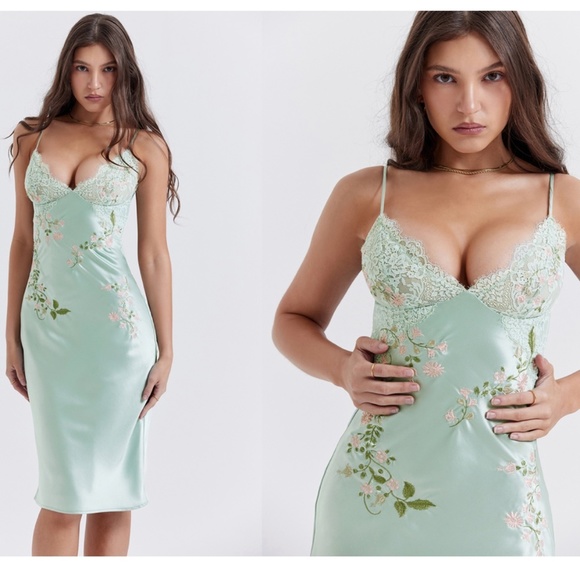 HOUSE OF CB XL D-DD  'Fallon' Light Jade Embroidered floral Slip Dress NWOT - Picture 1 of 16